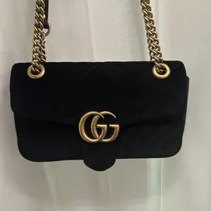 Pre-owned GUCCI GG Gucci Black Marmont Velvet Crossbody Bag