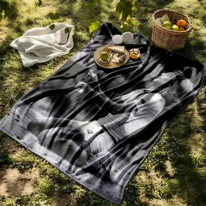 1 piece Legendary tennis player Borg celebrating on the court themed flannel blanket - Microfiber soft fluffy sofa blanket, suitable for beds and sofas, modern style, all-season use, digital print design, flannel weaving craft, 100% polyester