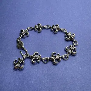 Heavyweight Flower Bracelet Vintage 20cm Unisex Stainless Steel Chain Jewelry with Unique Floral Design for Men and Women Classic & Modern