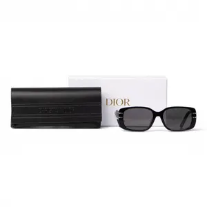 Pre-owned D26031793 Dior Sunglasses Black