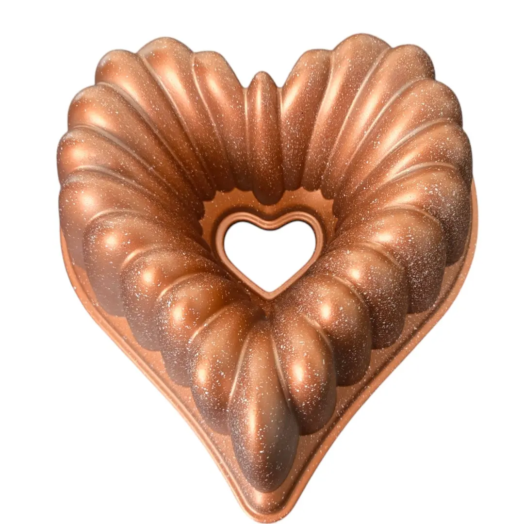 Heart-Shaped Fluted Aluminum Bundt Cake Pan, 25x9.5cm, Easy Nonstick Lift, Dishwasher Safe, Ideal for Bundt Cakes and Baked Goods