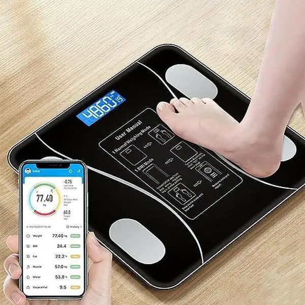 Intelligent weighing scale, digital weighing scale, with backlit LED display and sturdy tempered glass, does not take up space, and weighs up to 400 p