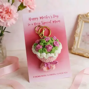 Mother's Day Crochet Keychain, Handmade Floral Charm with Greeting Card, Unique Gift for Mom, Perfect Mother's Day Present, Floral Pattern Keychain, Flower Keychain