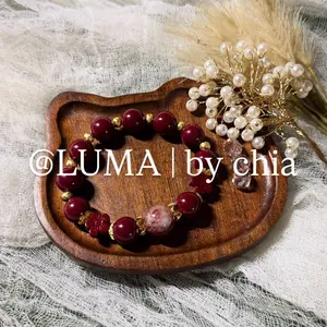 LUMA | by chia Crimson Heart Beaded Bracelet