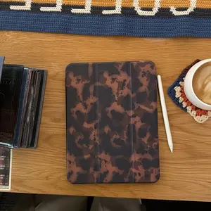 Vintage High-End Amber Tortoiseshell Tablet Case with Pen Slot, iPad 10th Gen, Pro 11/13 Inch, Air 6, Mini 7, Acrylic Shockproof Cover