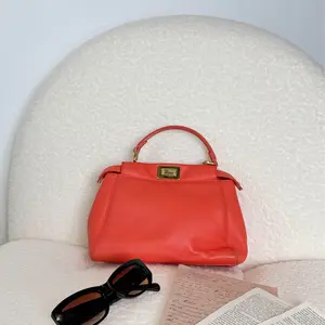 Pre-owned FENDI Peekaboo Small in Orange Red 16