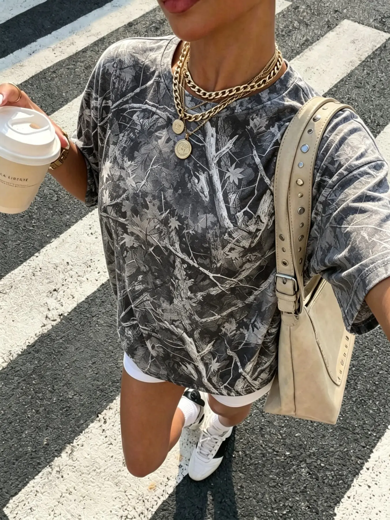 Women's Loose Oversized Baggy Camo Print T-Shirt, Vintage Tree Leaf Camouflage Pattern Crew Neck Short Sleeve Casual Streetwear Look Trend Tee for Summer
