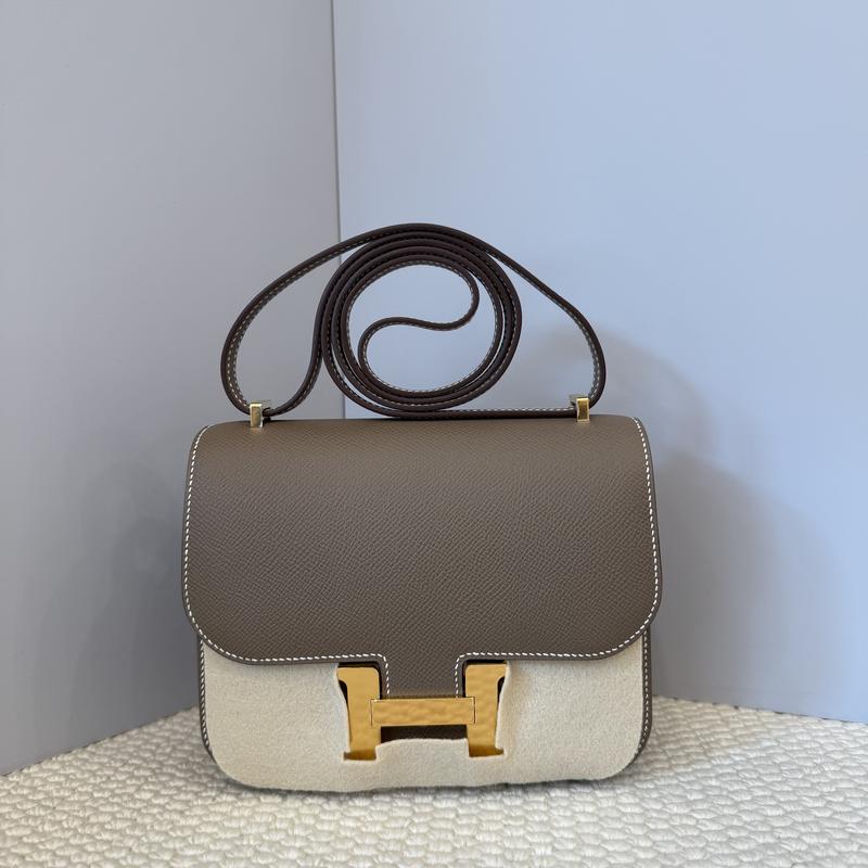 Pre-owned Hermes Leather Shoulder Bags Constance 19 Epsom 18 Etoupe (cr1222a0)