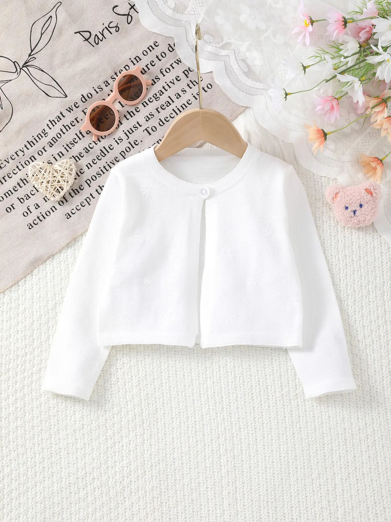 Girls' Four-Season Solid Color Knit Elegant Round Neck Single Button Closure Leaf Print Pattern Butterfly Knot Embroidery Knit Cardigan Small Shawl
