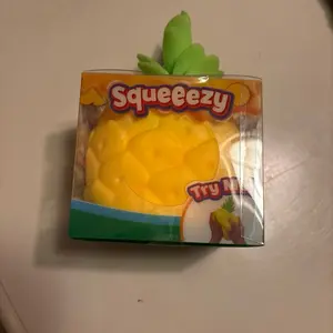 Squishy pineapple toy