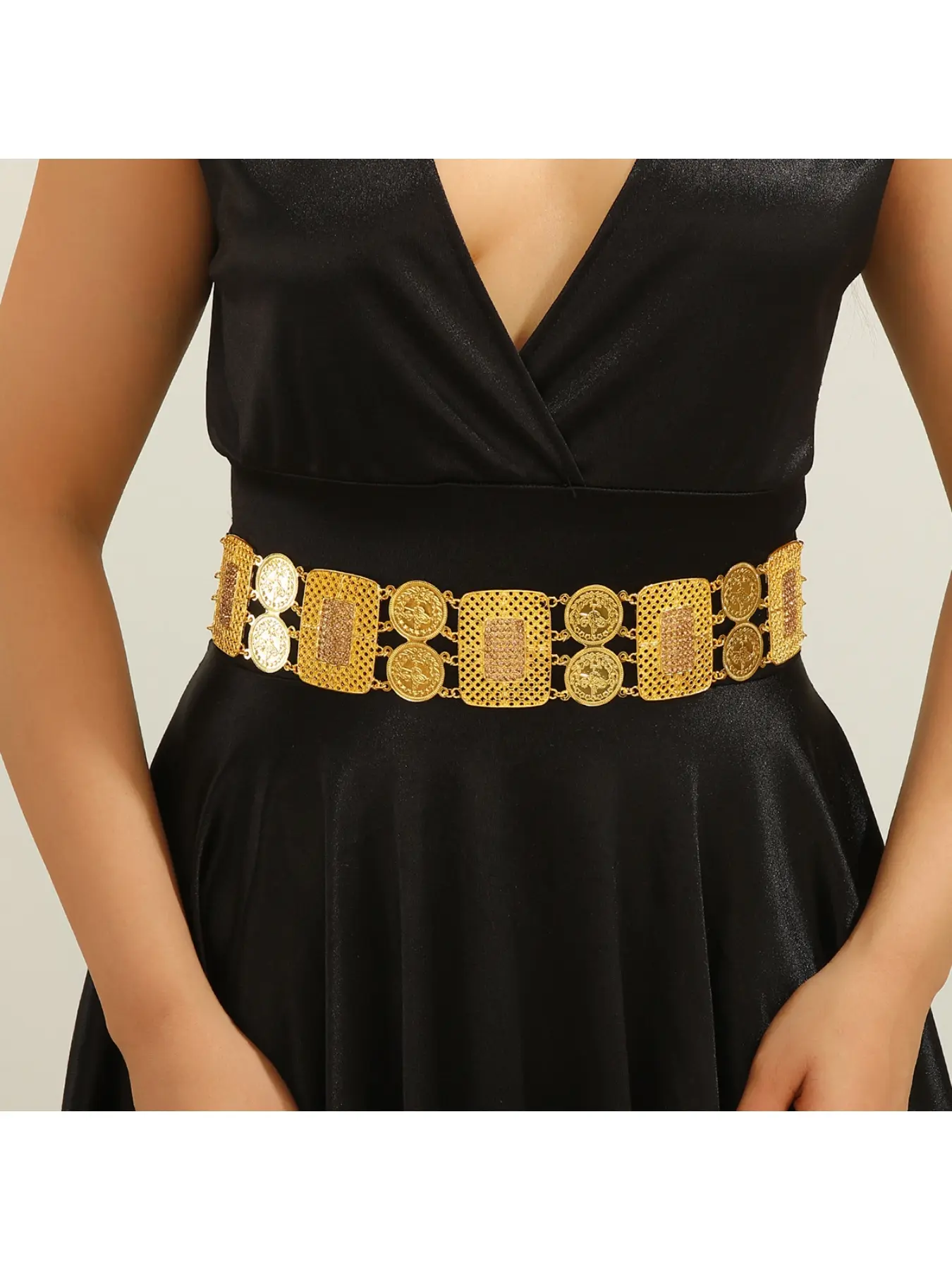 Cross-border new waist accessories Middle Eastern Arabic golden geometric square alloy hollow diamond waist chain belt Belts For Dresses Adjustable Belt women's accessories