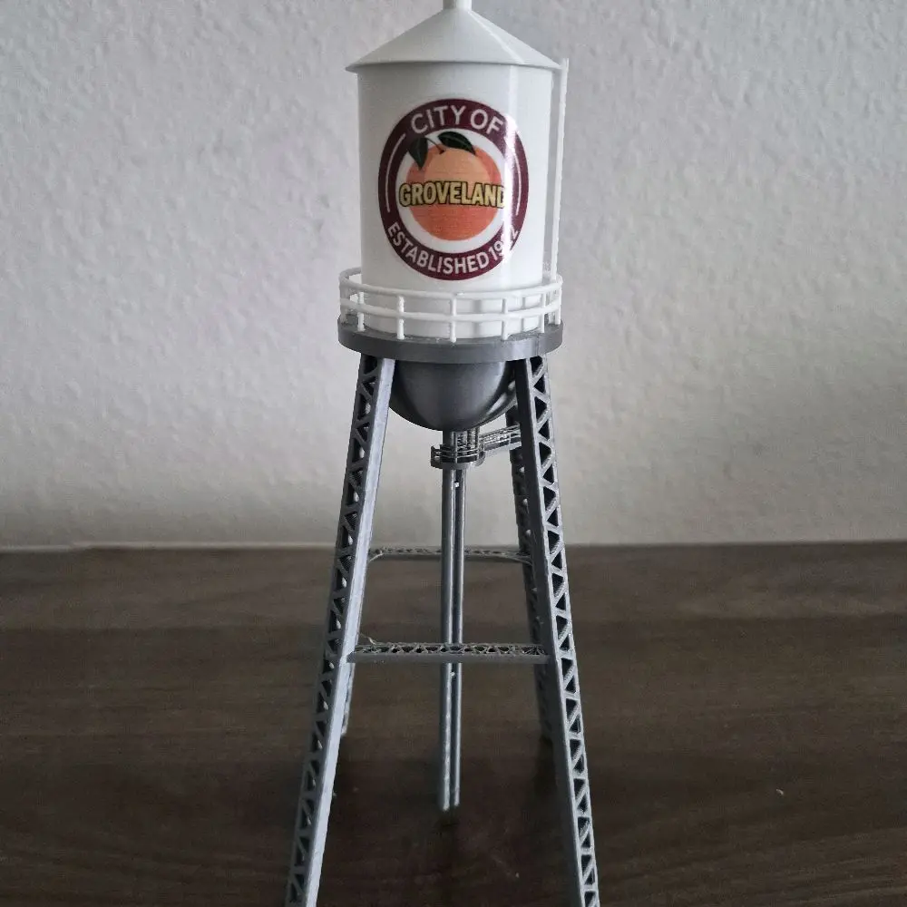 Groveland, Florida Water Tower Replica