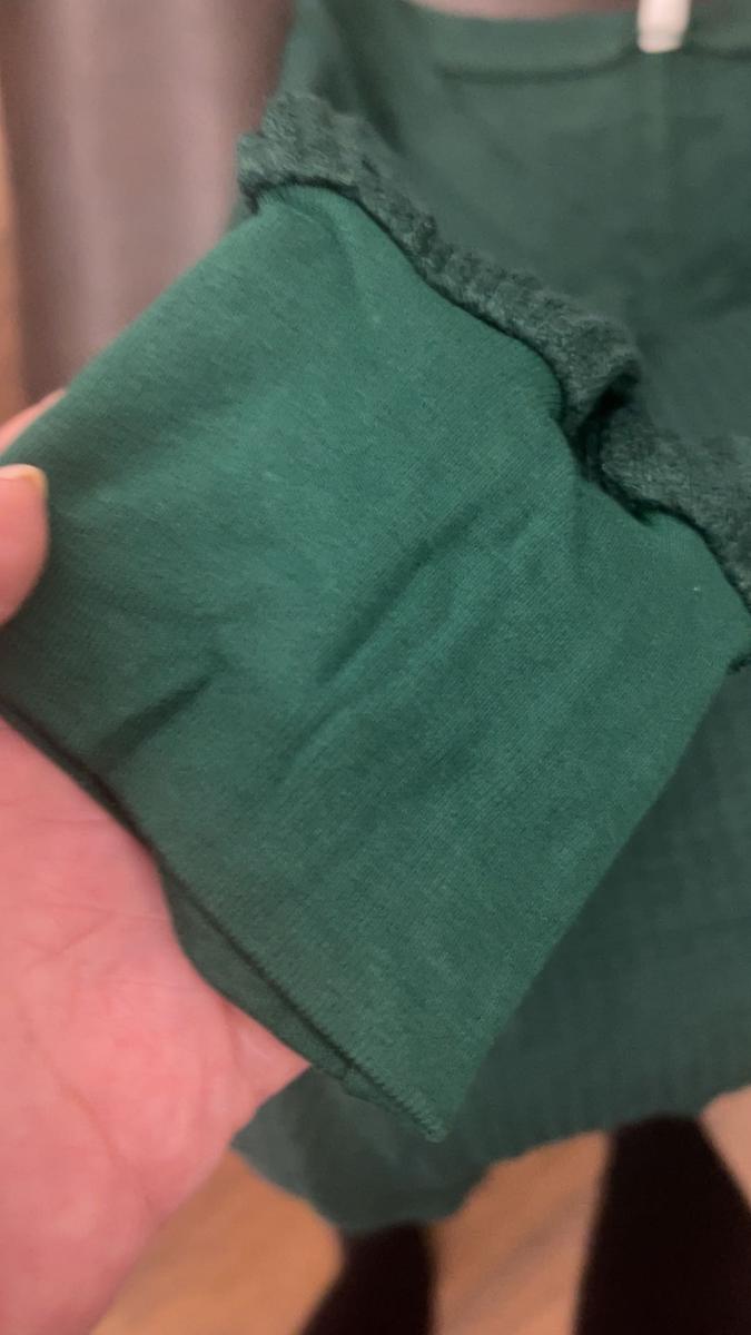 Item: Blackish Green, S