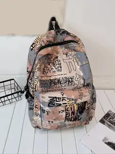 College students' fashionable schoolbag graffiti backpack is simple and large-capacity, camouflage personality graffiti backpack, School Backpacks, suitable for students to attend classes, go shopping and street photography, etc.