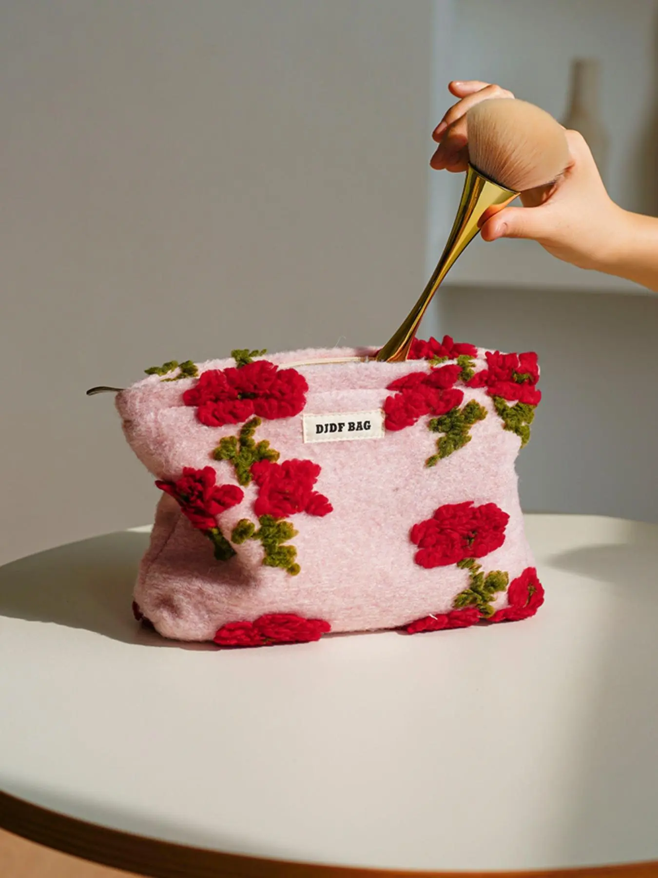 Floral Pattern Makeup Bag, Cute Flower Decor Zipper Makeup Bag, Cosmetic Storage Bag, Versatile Storage Bag for Travel & Daily Use, Cosmetic Pouch, Makeup Organizer Pouch, Handheld Cosmetic Pouch, Cosmetic Travel Bags
