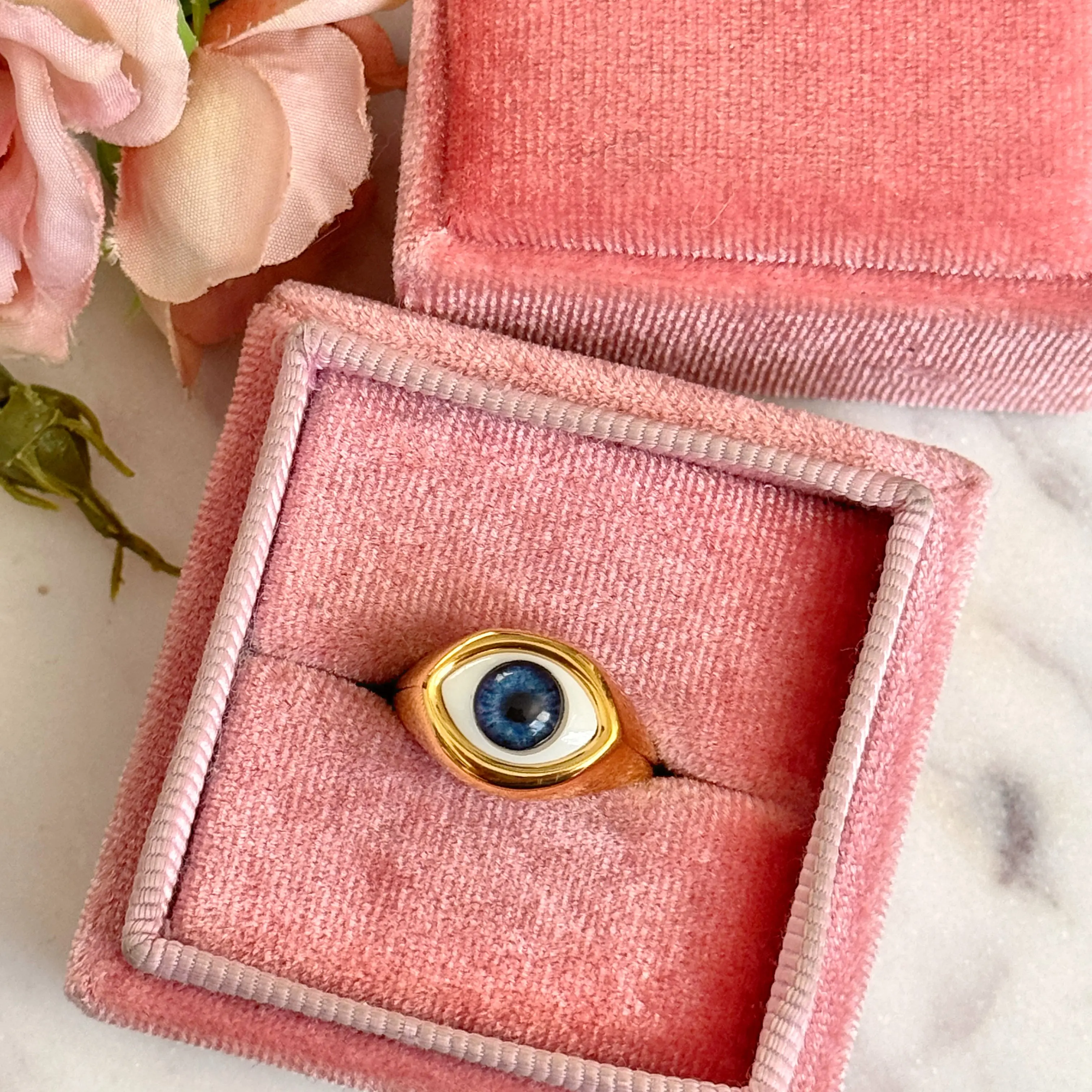 Blue Ojo Ring