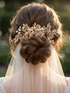 French Vintage Pearl Rhinestone Hair Comb, Bride Wedding Headpiece, Gold Leaf Hair Pin, Bridesmaid Photo Shoot Accessory