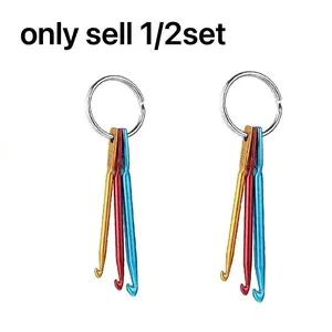 Mini Crochet Hook Keychain, Crochet Knitting Needle with Eye, with Swivel Suitable for Yarn Knitting, Perfect for Beginners