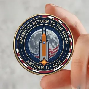 Artemis II 2026 Mission Coins, America's Return To The Moon Rocket Moon Landscape Commemorative, Space Program Collectible