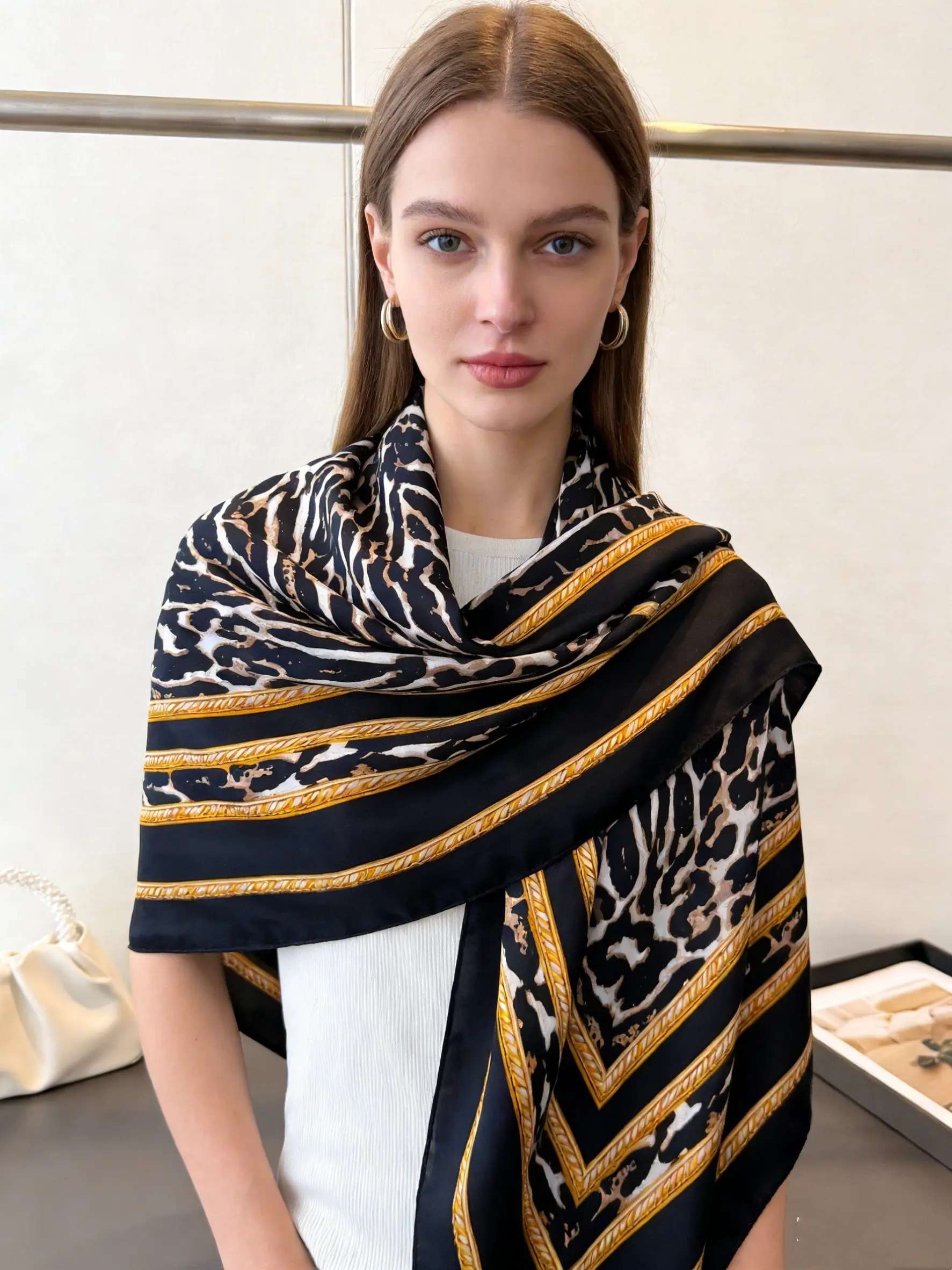 1/4 piece set women's leopard print headscarf, large size square scarf 35.43*35.43 inches, sun protection, decorative scarf, warm, Leopard Print Headwrap, Thin Woven Polyester, Fashion Shawl, Versatile Headscarf, Hair Scarves