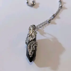 Black Onyx Crystal Necklace with Stainless Steel Pendant Gothic Spiritual Jewelry Protection Stone Necklace Unisex Gift