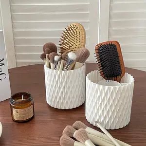 Rotating Makeup Brush Organizer Bucket, Lipstick Storage Box, Plastic Makeup Tool Rack, Pencil Holder, Vanity & Bathroom Essentials, Cosmetics Organizer Storage, Multifunctional Storage Solution, Beauty Supplies Organizer, Durable Plastic Organizers
