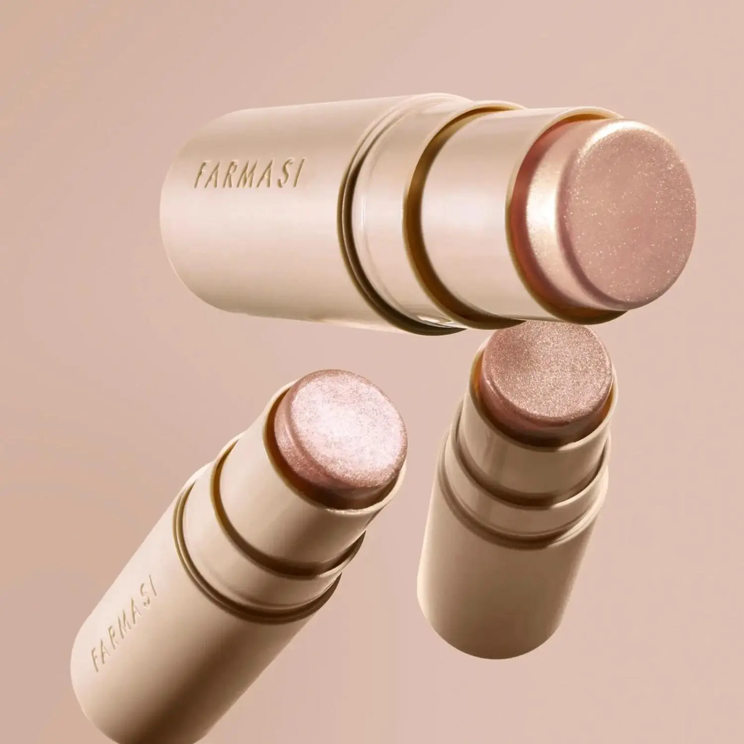Creamy Cushion Highlighter Stick, 0.16 oz Blendable Face Makeup - Brighter Shimmer, Radiant Glow, Dewy Finish for Cheekbones, Suitable for All Skin Types Cosmetic