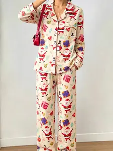 Women's home pajama set, featuring a print of Santa Claus and a snowman, is sweet and adorable, suitable for wearing at home throughout the year.