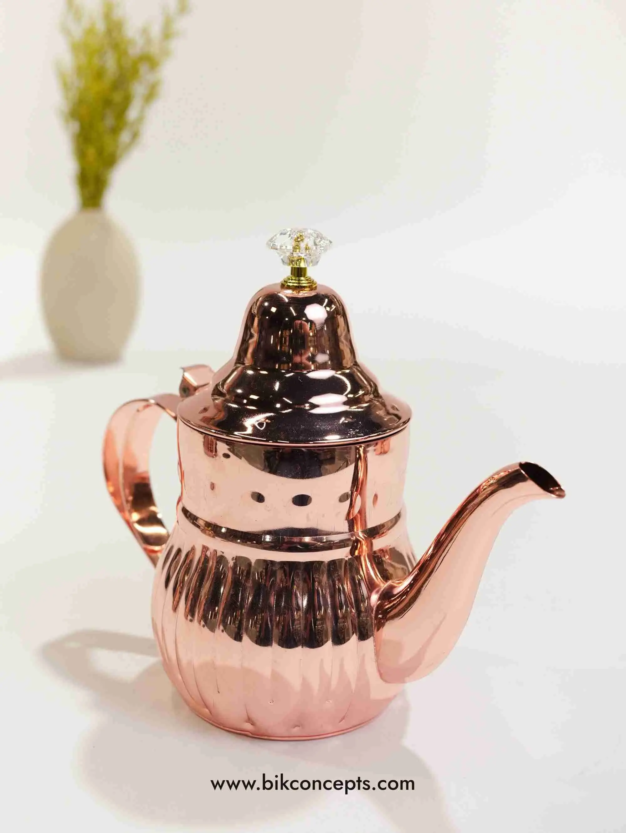 Rose Gold Fluted Body Stainless Steel Teapot - 1.2L Luxury Look Server with Spout, Lid for Special Events