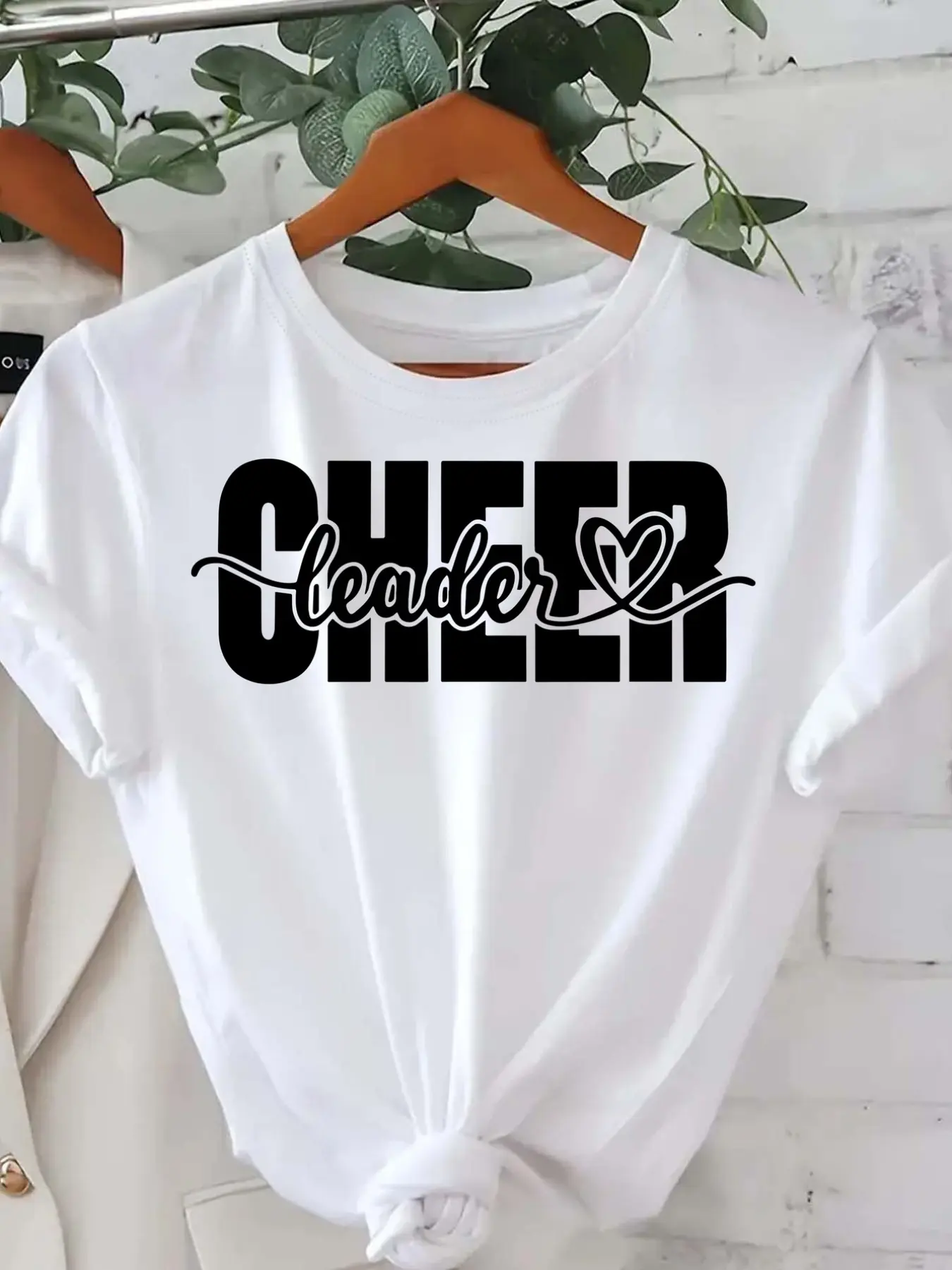 Wo Cheerleader Graphic T-Shirt - Short Sleeve Crew Neck Top with Cheer Squad Lettering & Print Casual Blouse Suitable for Spirit Events Casual Attire Machine Washable Comfortable Fit for - Fashion