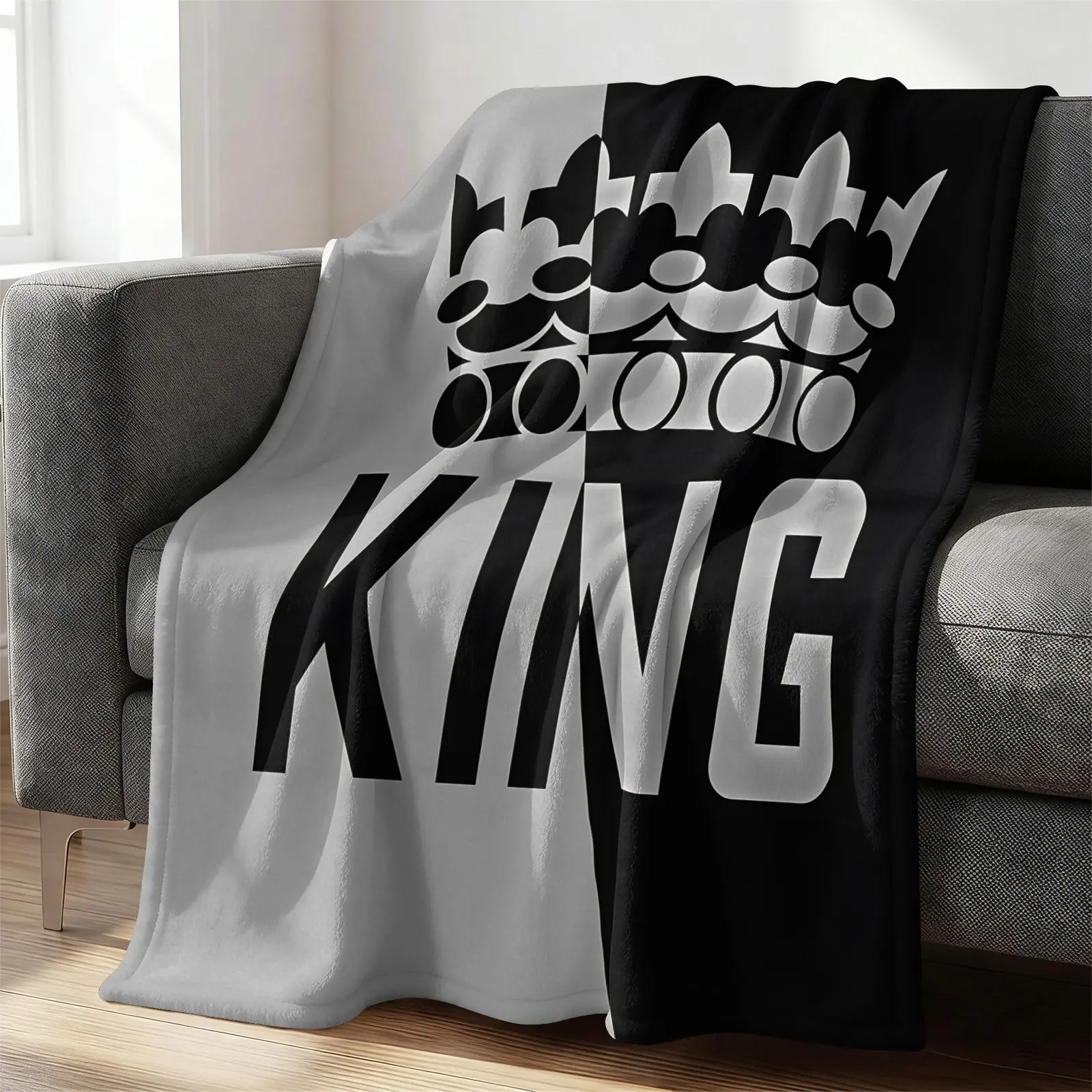 Crown-Patterned Flannel Blanket,Warm, Comfortable, Lightweight, and Cozy,This Printed Decorative Blanket is Perfect for Men and Teens, And is Ideal for Bedrooms, Game Rooms, And Personal Spaces