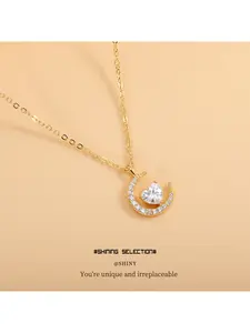 Star and Moon Zircon Necklace for Women, Korean Style, Simple and Versatile for Commuting, Light Luxury Design, Niche Collarbone Chain