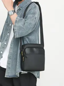 Men's Shoulder Bag for Daily Commute, Fashionable and Simple Design, Versatile Durable Casual Bag for School and Work