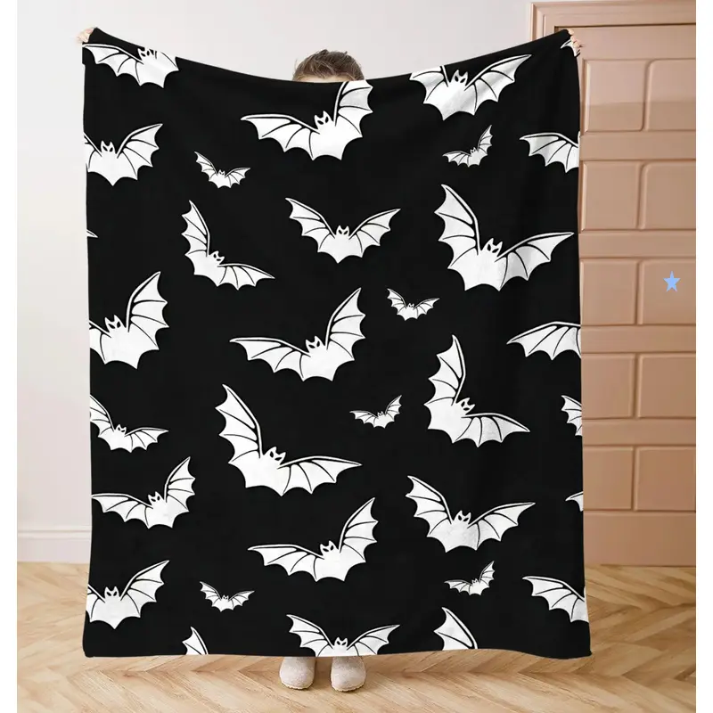 Bat Pattern Blanket, 1 Count Soft Comfortable Throw Blanket, Cool Bedroom Bedding Blankets, Napping Blanket for Home Office Camping, Halloween
