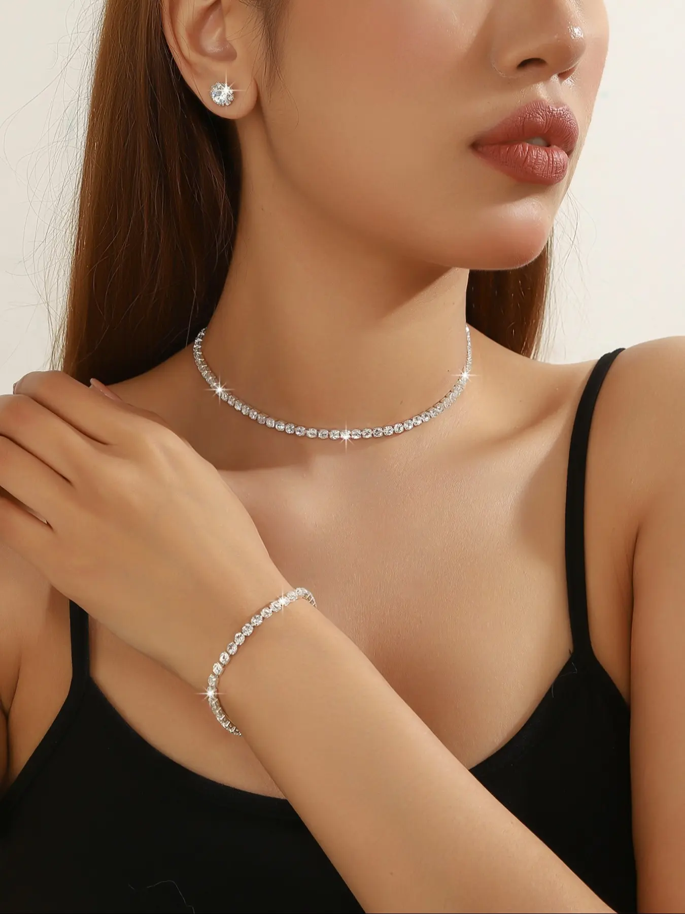 4-piece luxurious bridal jewelry set, sparkling claw chain series (2 earrings + 1 necklace + 1 bracelet), affordable glassware