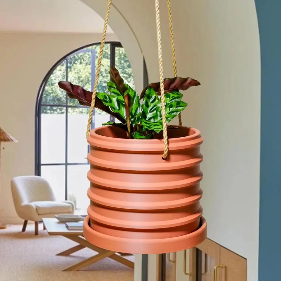 Hanging Planter for Plants With Attached Drip Tray, Indoor Outdoor Pot  Unique Gift, Patio Decor, Cottagecore Decor, Entryway, Crest - TikTok Shop