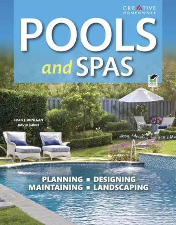USED-Pools and Spas by Editors of Creative Homeowner (Paperback)