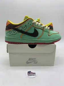 Nike SB Dunk Low Rodeo Tourmaline
