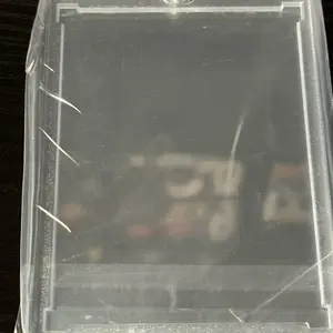 Sports/Hobby Cards One Touch Magnetic Case Keep Your Valued or Favorite Cards Clean Safe to Display Clear Protective Cover