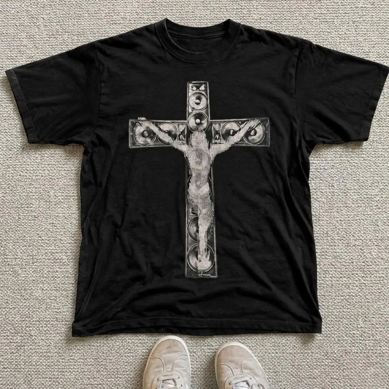 Men's and Women's T-shirt, Black Jesus Cross Graphic Tee, Unisex T-shirt, Gift T-shirt, Y2k Unisex Graphic Tees Gothic Grunge Emo Scene Amity Affliction Style Clothes Menswear Womenswear Streetwear