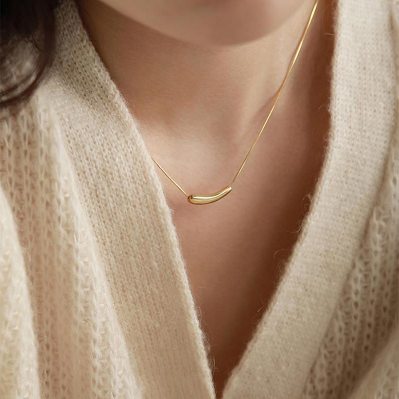 KISSFOO Stainless Steel Mini Eggplant Collarbone Necklace for Women Daily Accessories