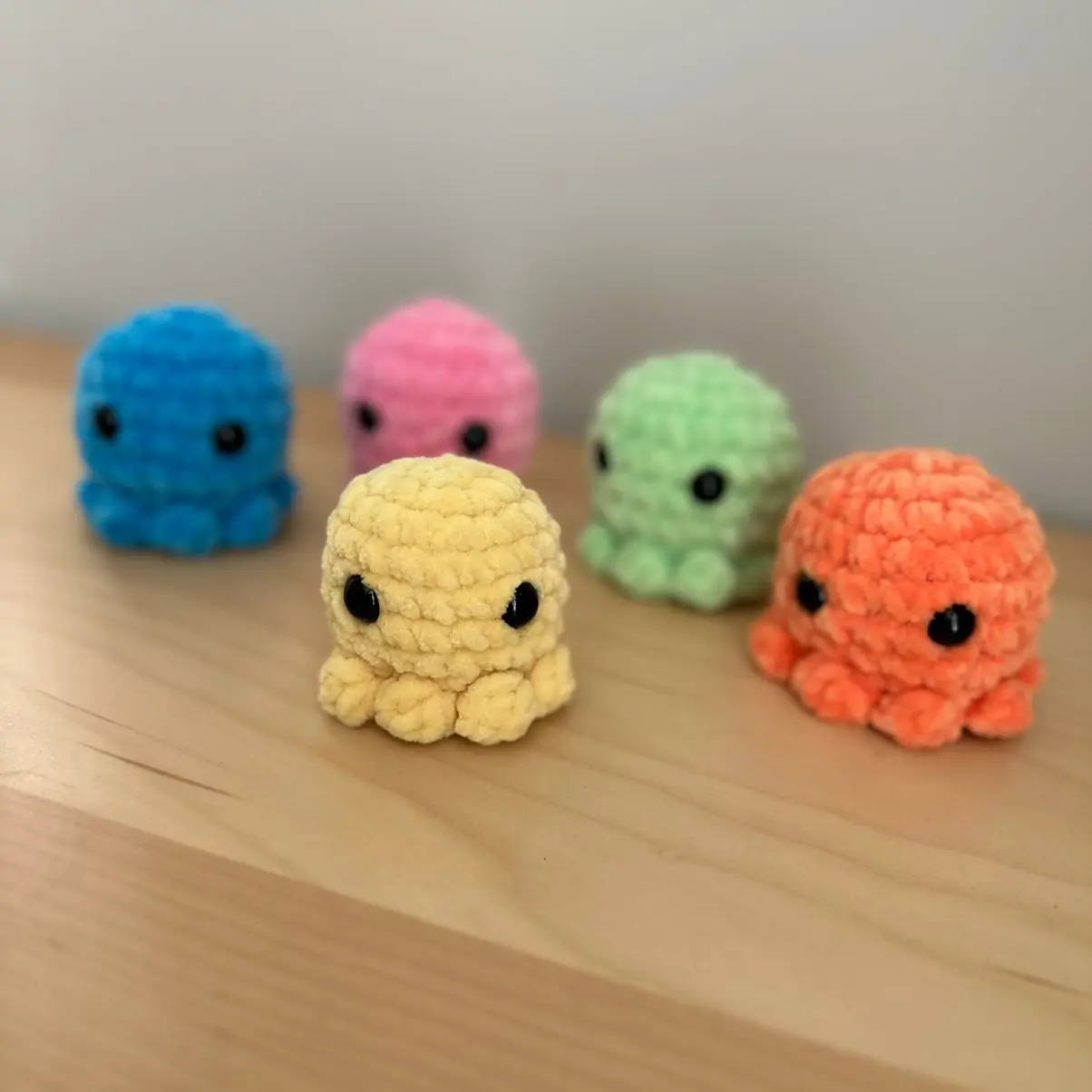 Mini octopus crochet handmade amigurumi plushie with optional keychain