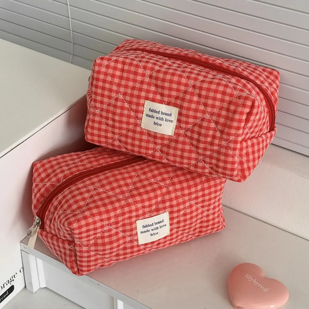 TJHome Sweet red berry plaid large octagonal makeup bag with contrasting zipper, fabric material, large capacity travel skincare storage pouch