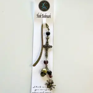 Spooky creepy metal hook bookmark for readers