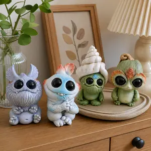 Weird Alien Fantasy Resin Figurine - Cute Alien Creature Design, Home Desk Decoration Piece for Home Decor