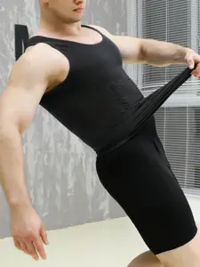 1 Count Men's Sleeveless Compression Base Layer Shirt, Stylish Boyfriend Style Body Contouring Top, Firm Support Chest & Abdomen Smoothing Design Tight Sports Vest, Breathable Soft Slim Fit Casual Tee, Perfect for Sports & Training & Daily Casual Wear
