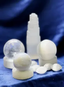 Selenite Crystal – Self-Cleansing Energy for Home & Spiri