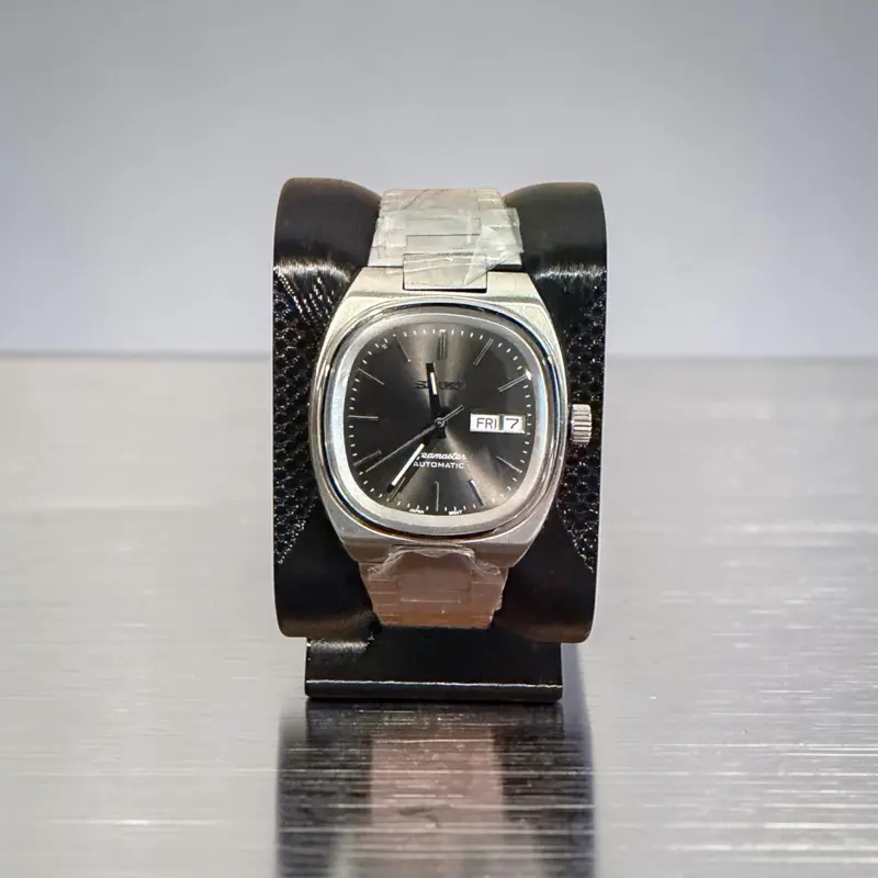 Custom Automatic Watch – Black Textured Dial – Stainless Bracelet