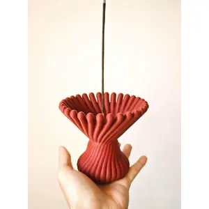 Pleated Lotus Flame Incense Holder | Zen Meditation Decor Aromatherapy Burner with Ash Catcher Tray