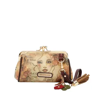 MINI KISS LOCK COIN PURSE WRISTLET